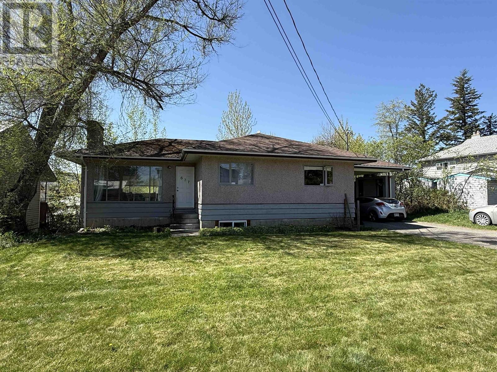 Property at 667 MCLEAN STREET image 2