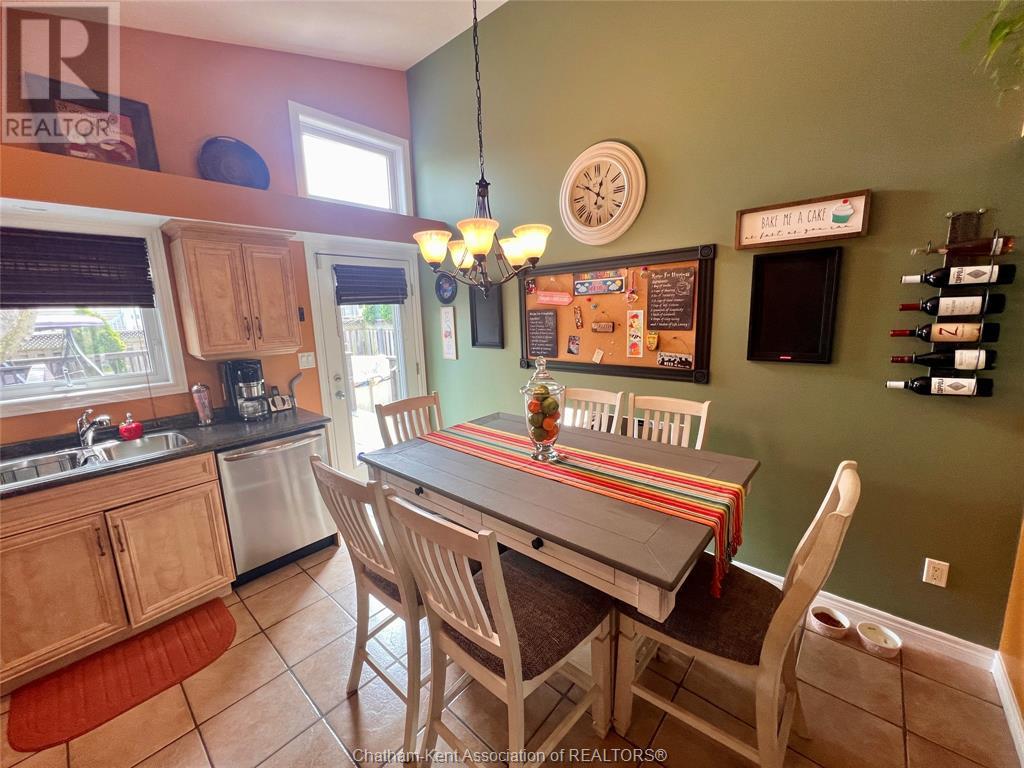 12 Creekview Place, Chatham, Ontario  N7L 0A2 - Photo 10 - 25011102