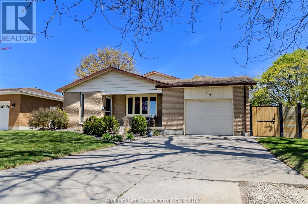 27 Diamond Drive, Chatham, Ontario  N7M 5V3 - Photo 3 - 25010938
