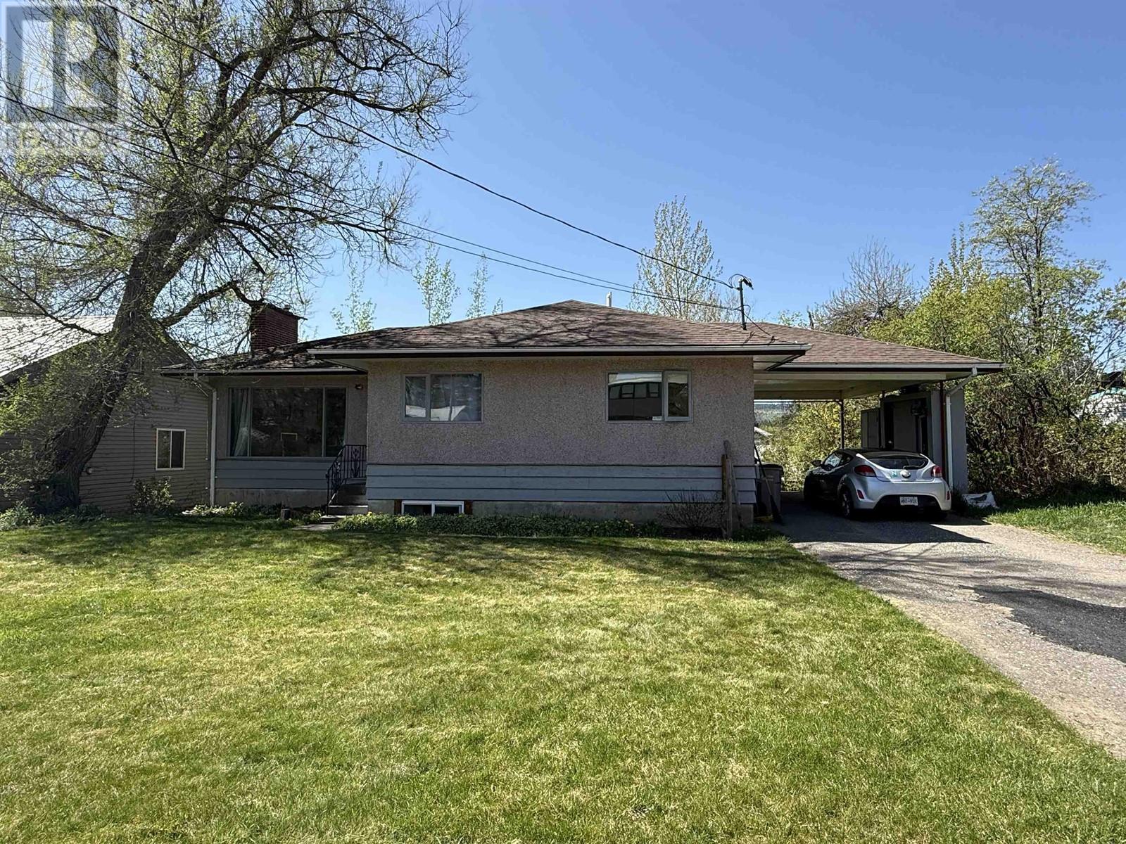 Property at 667 MCLEAN STREET image 1