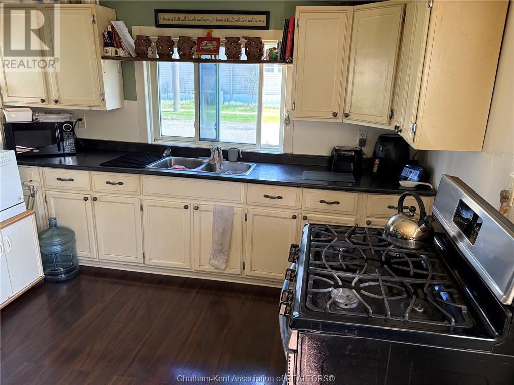 68 Sheldon Avenue, Chatham, Ontario  N7L 3M7 - Photo 7 - 25008993