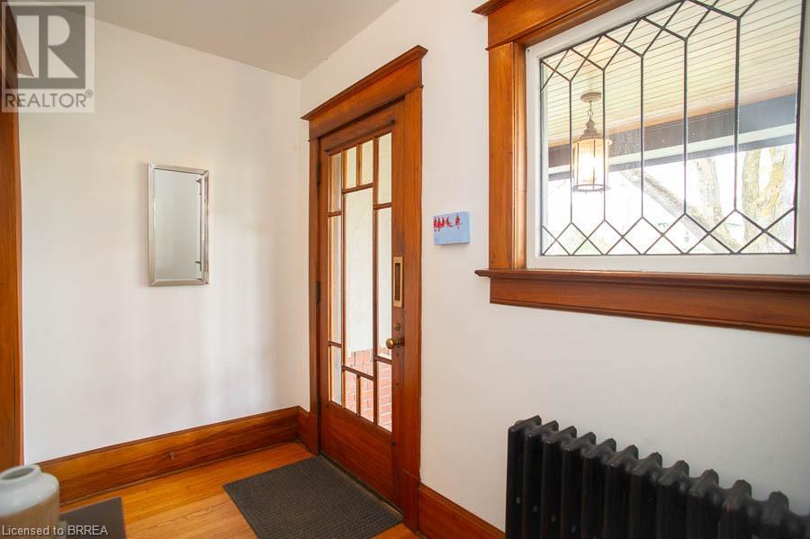215 Grand River Street N, Paris, Ontario  N3L 2N4 - Photo 6 - 40724370