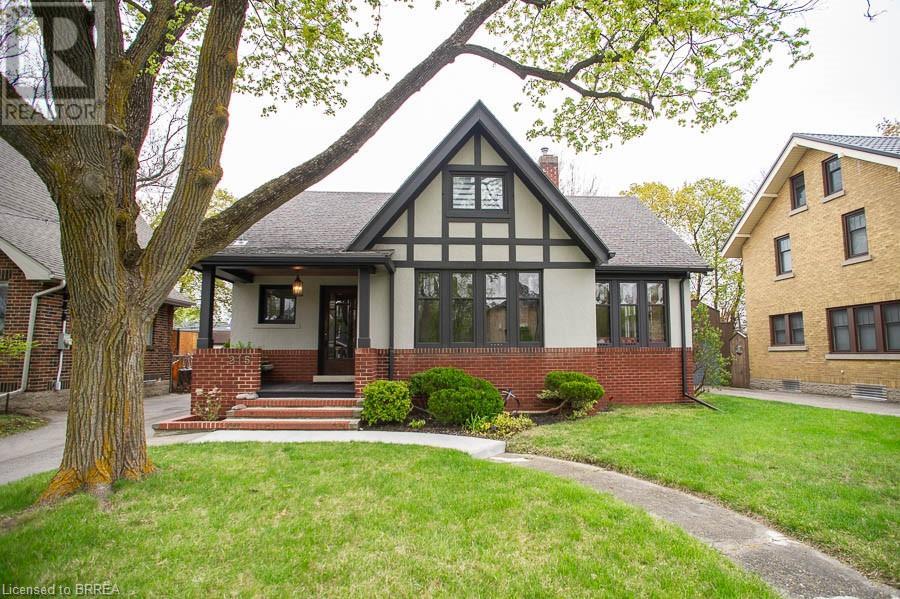 215 Grand River Street N, Paris, Ontario  N3L 2N4 - Photo 1 - 40724370