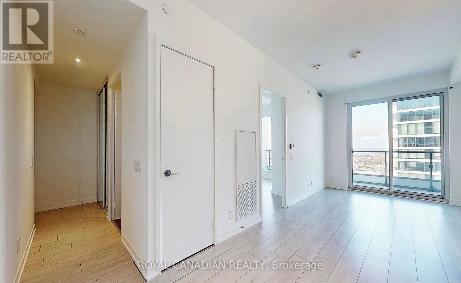6010 - 950 Portage Parkway, Vaughan, Ontario  L4K 0J7 - Photo 9 - N12125339