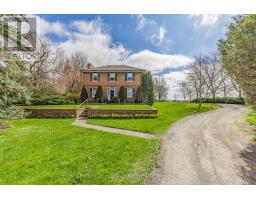 18725 MCCOWAN ROAD, East Gwillimbury, Ontario