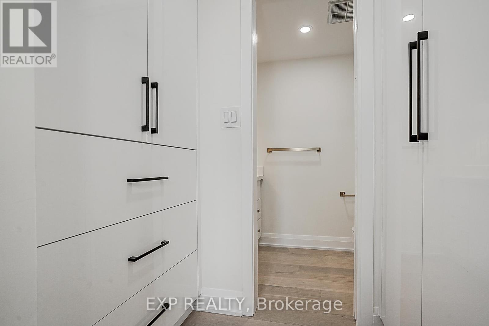 703 - 60 Inverlochy Boulevard, Markham, Ontario  L3T 4T7 - Photo 16 - N12125527
