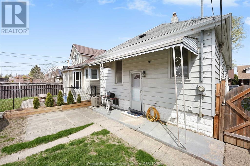 1267 Lincoln, Windsor, Ontario  N8Y 2H9 - Photo 28 - 25011170