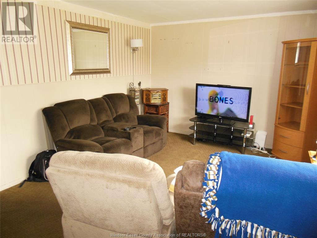 2287 Grove, Windsor, Ontario  N9B 1R1 - Photo 3 - 25011154