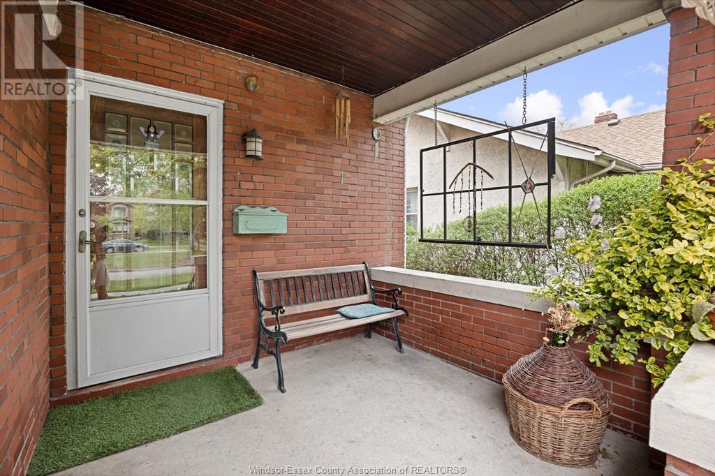 Property at 463 ASKIN image 2