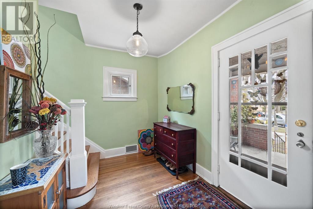Property at 463 ASKIN image 3
