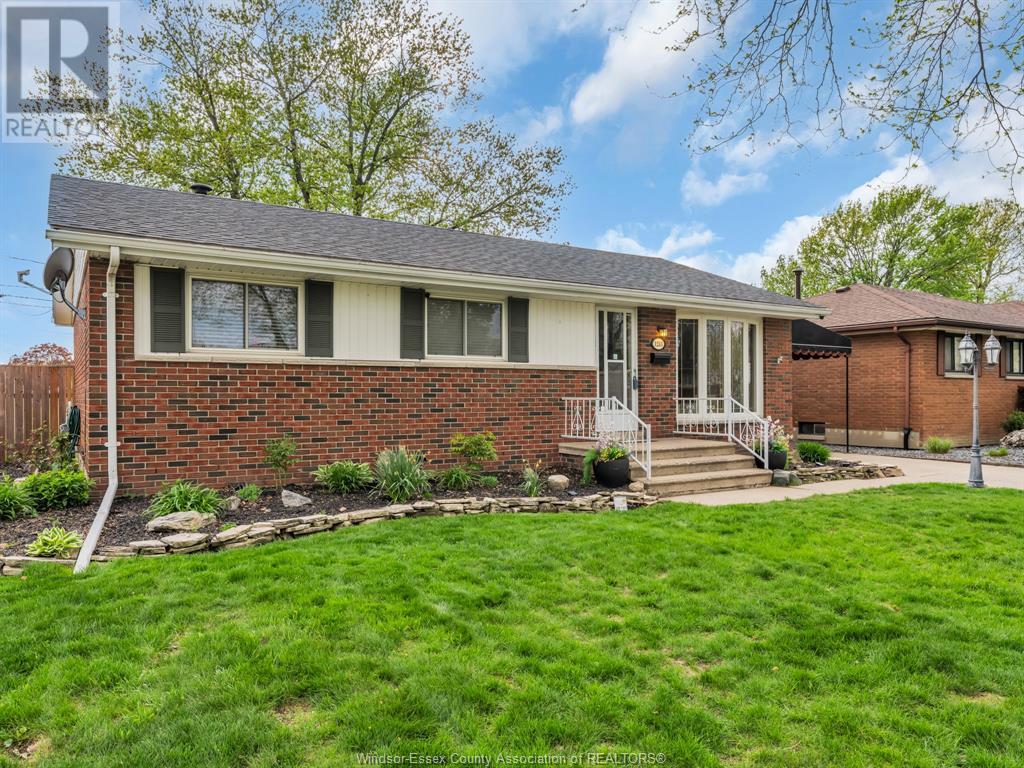 Property at 1243 JANISSE DRIVE image 2