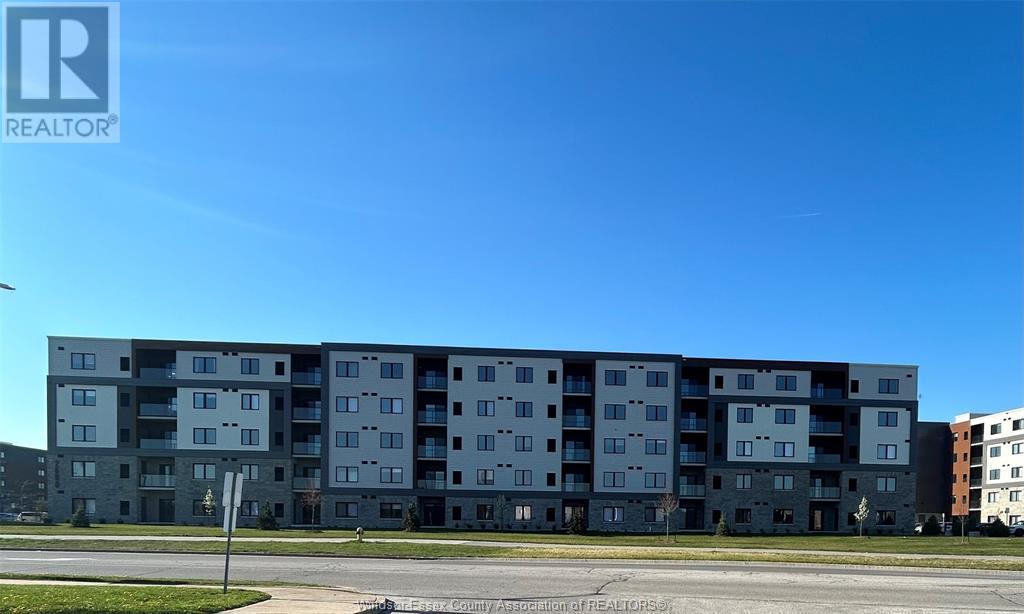 Property at 2600 SANDWICH WEST PARKWAY Unit# 104 image 5