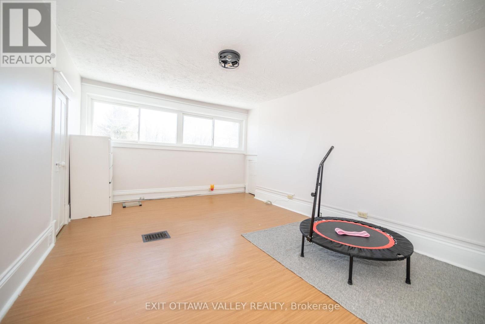 1645 Beachburg Road, Whitewater Region, Ontario  K0J 1C0 - Photo 15 - X11987249