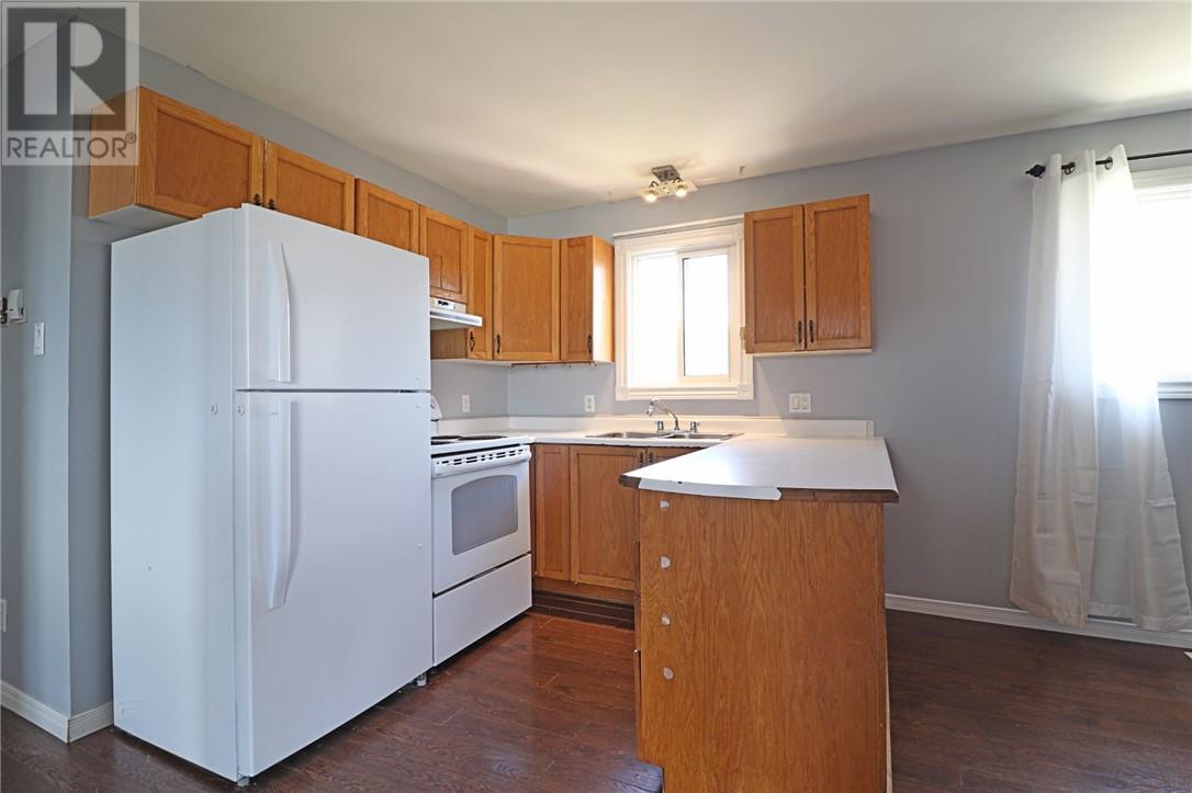 Property at 2528 Falconbridge Highway image 5