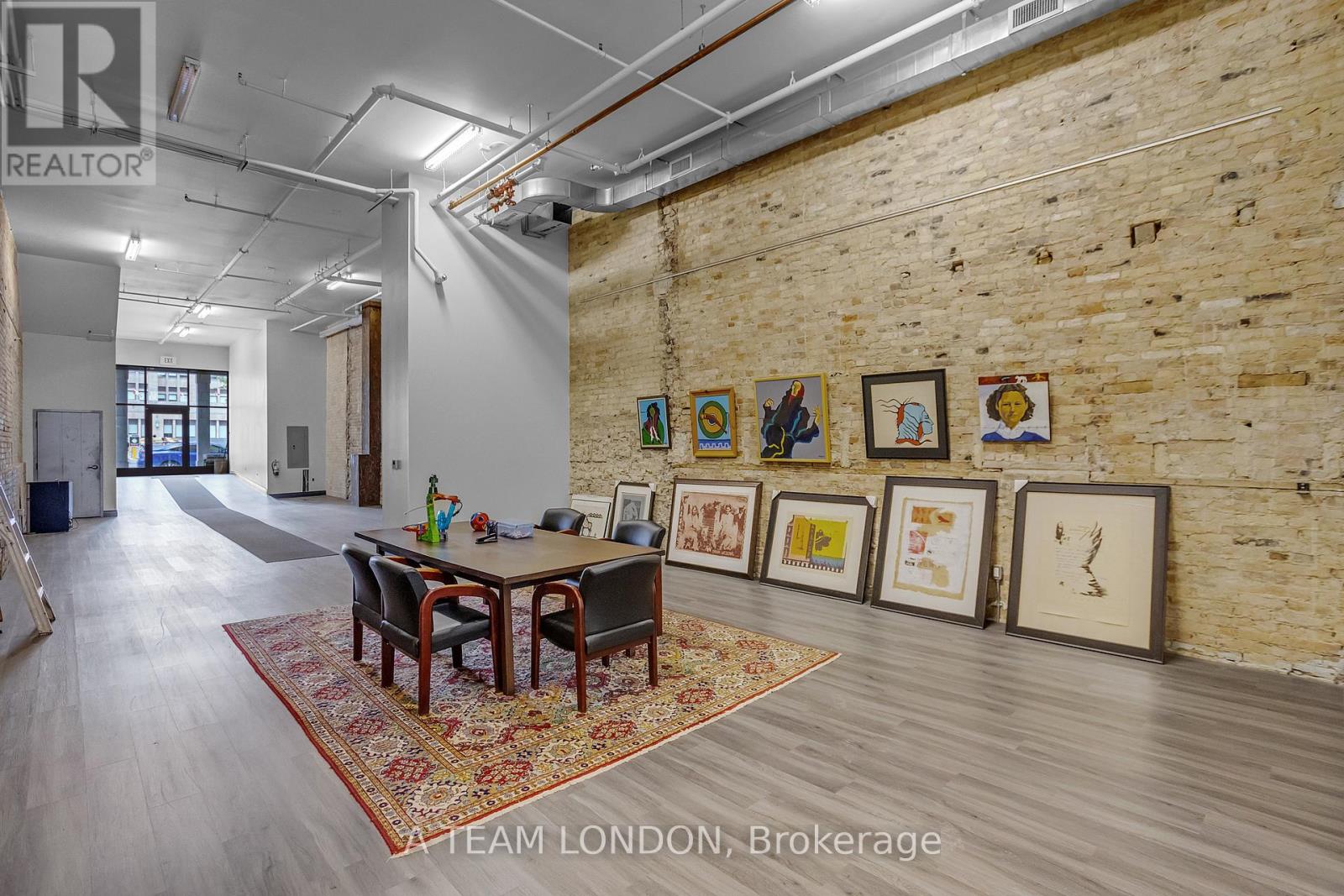 142 Dundas Street, London East, Ontario  N6A 1G1 - Photo 14 - X12125578