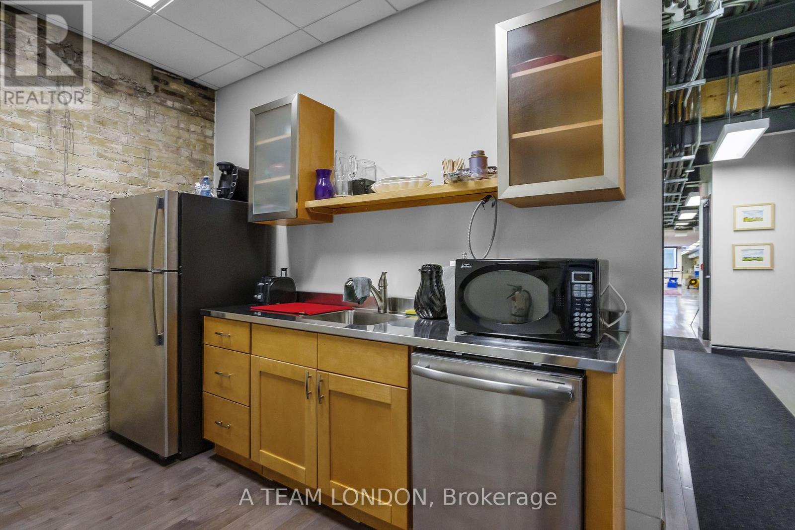 142 Dundas Street, London East, Ontario  N6A 1G1 - Photo 29 - X12125578