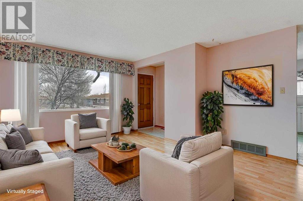 Property at 10818 93A Street image 3