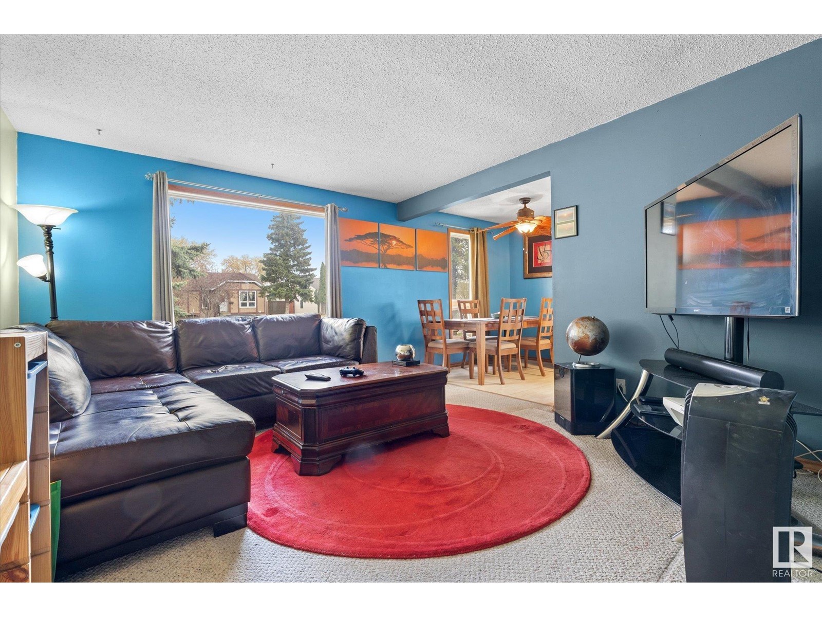 Property at 1758 37 ST NW image 3