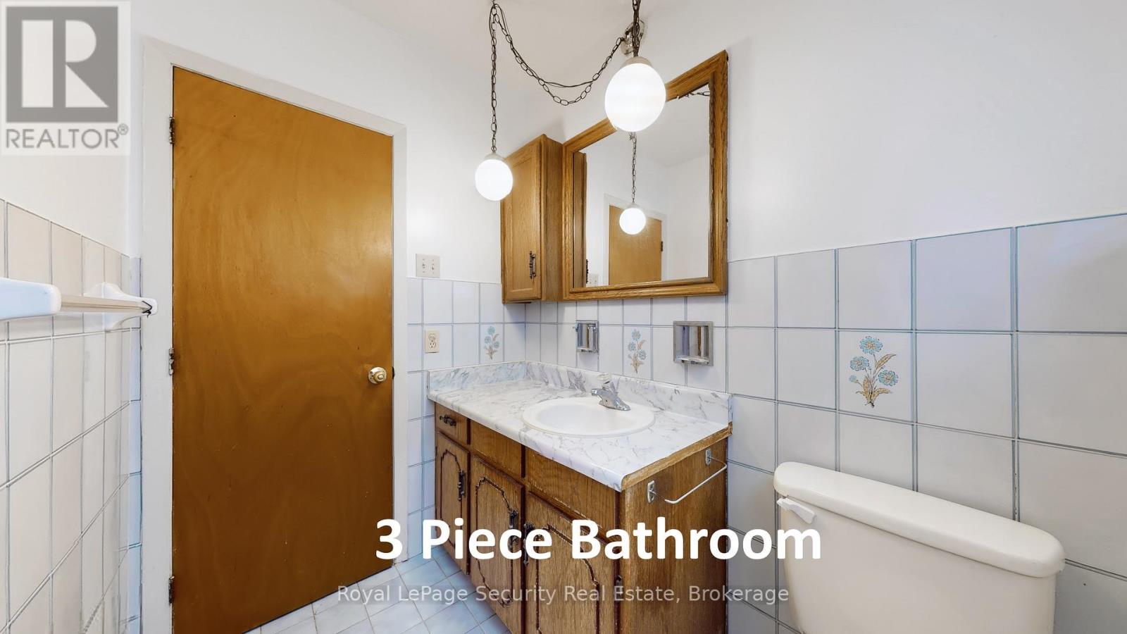 59 Roseglen Crescent, Toronto, Ontario  M3N 1G7 - Photo 31 - W12125330