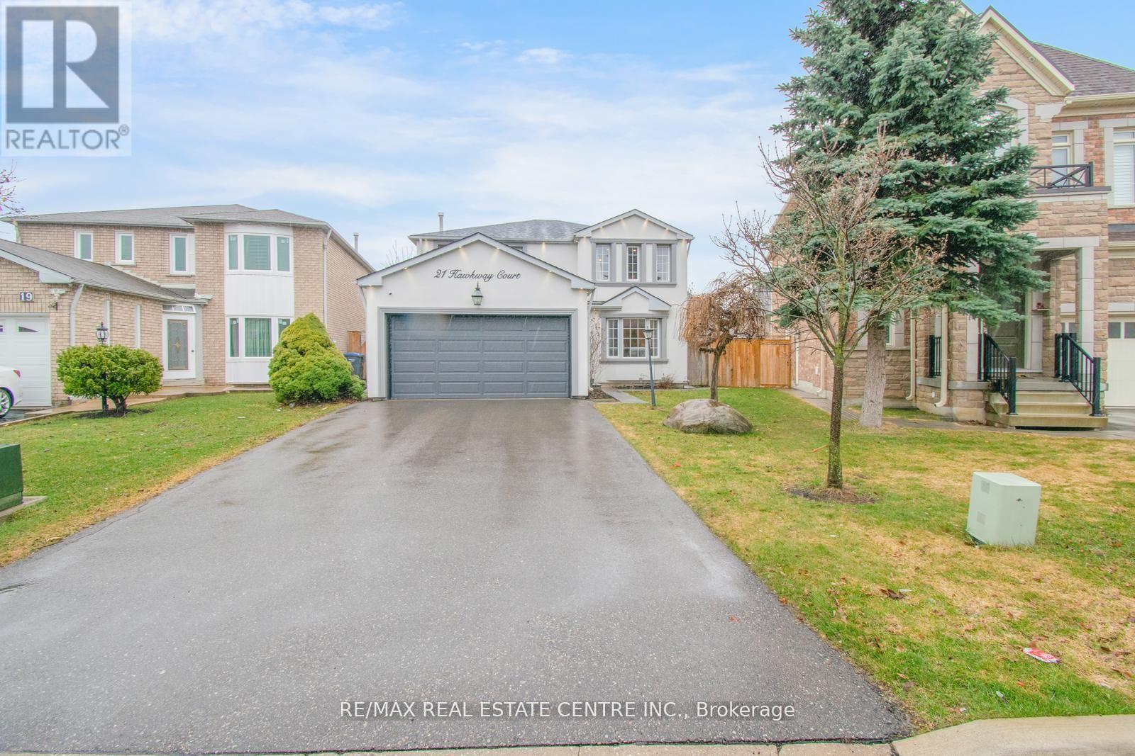 21 Hawkway Court, Brampton (Fletcher's West), Ontario  L6Y 4K7 - Photo 2 - W12125405