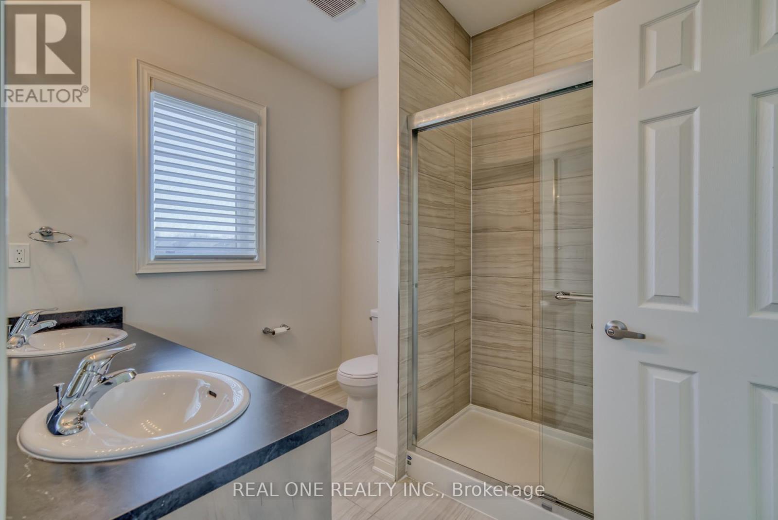 3186 Buttonbush Trail, Oakville, Ontario  L6H 0T4 - Photo 22 - W12125451