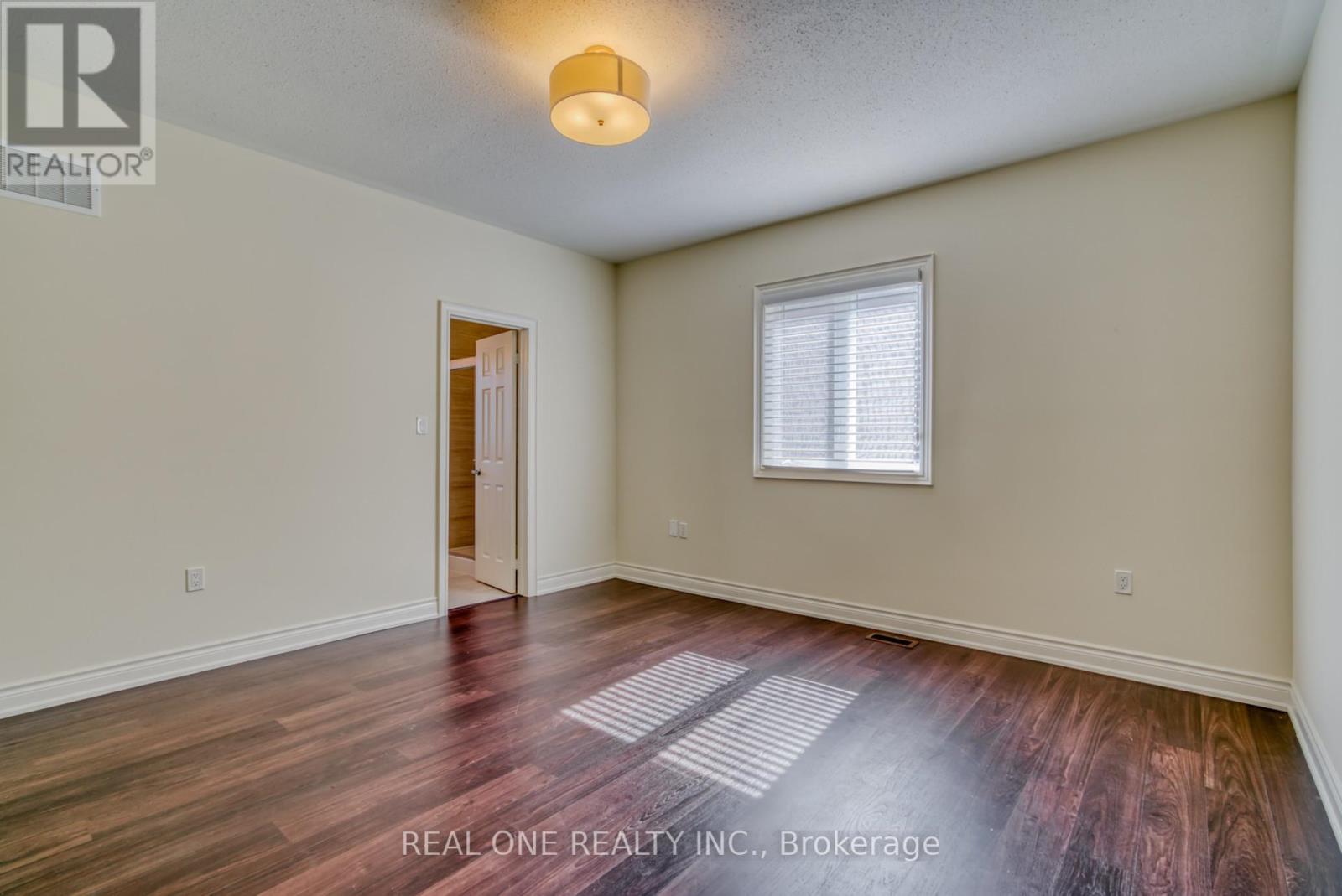 3186 Buttonbush Trail, Oakville, Ontario  L6H 0T4 - Photo 23 - W12125451