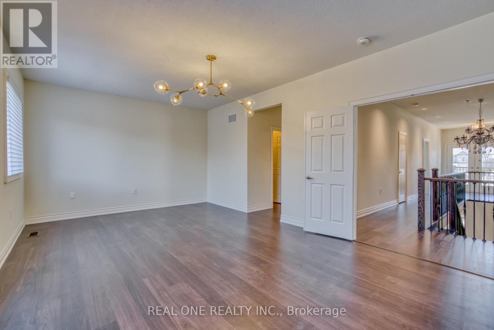 3186 Buttonbush Trail, Oakville, Ontario  L6H 0T4 - Photo 24 - W12125451