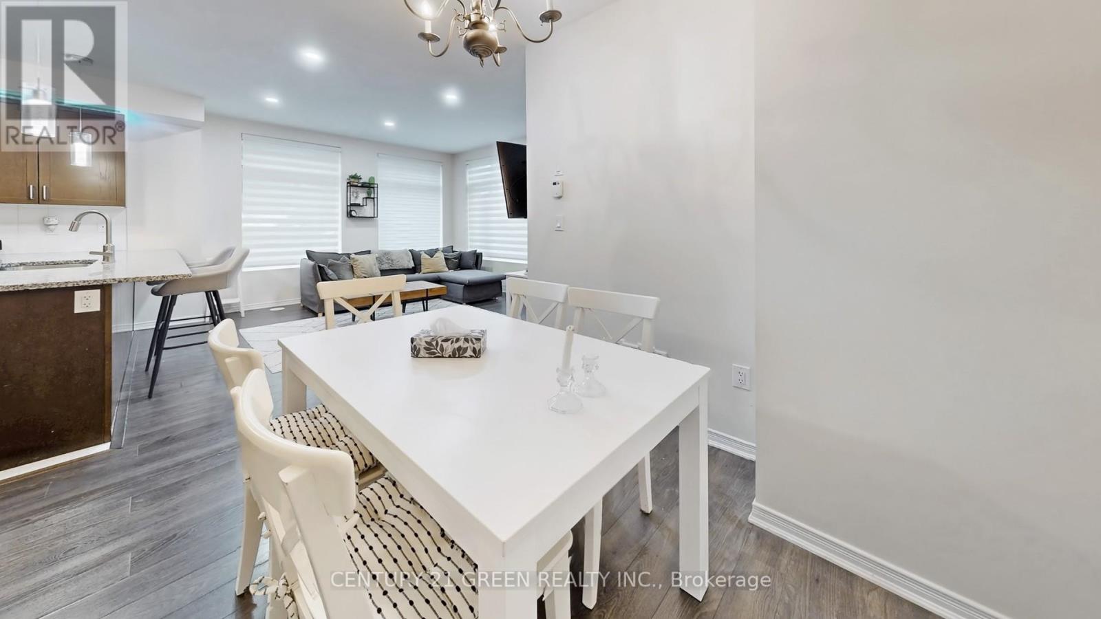 25 - 18 Applewood Lane, Toronto, Ontario  M9C 0C1 - Photo 18 - W12125545
