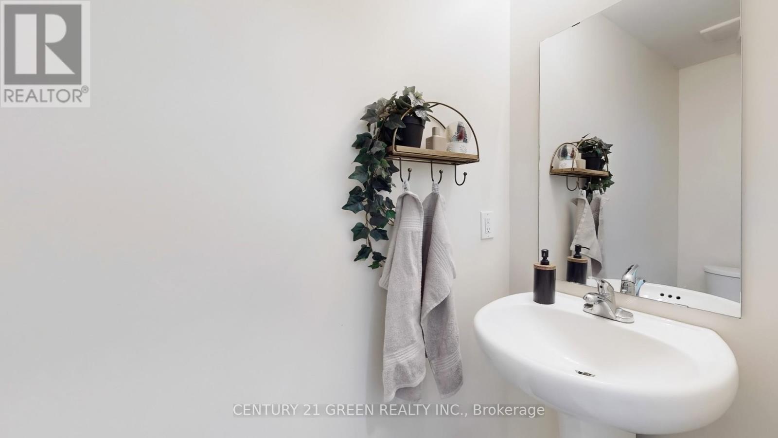 25 - 18 Applewood Lane, Toronto, Ontario  M9C 0C1 - Photo 19 - W12125545