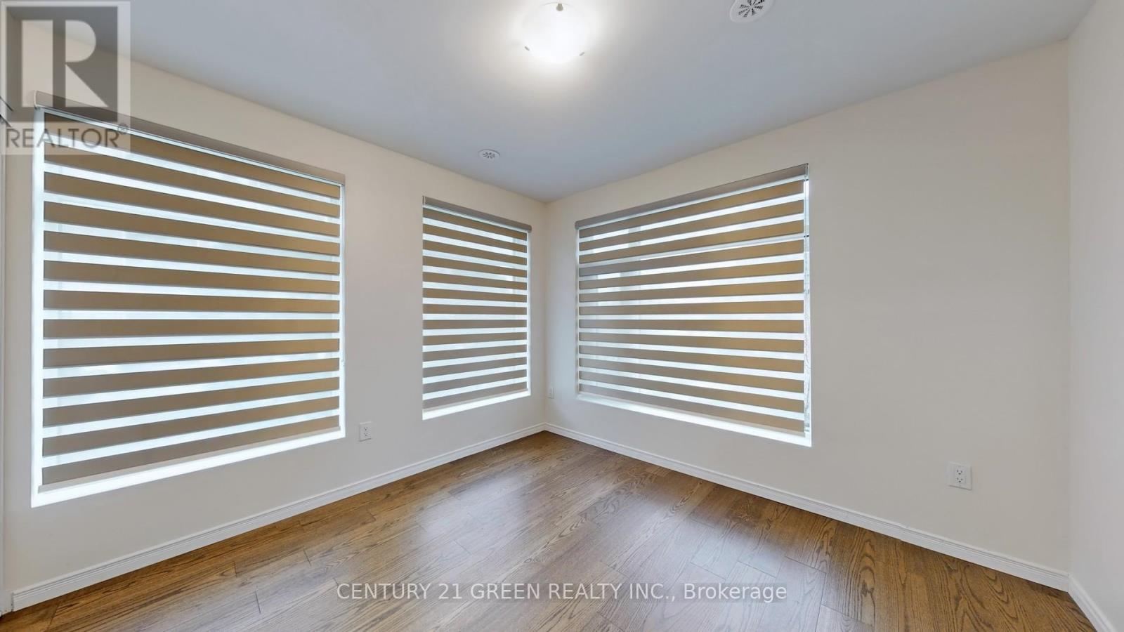 25 - 18 Applewood Lane, Toronto, Ontario  M9C 0C1 - Photo 23 - W12125545