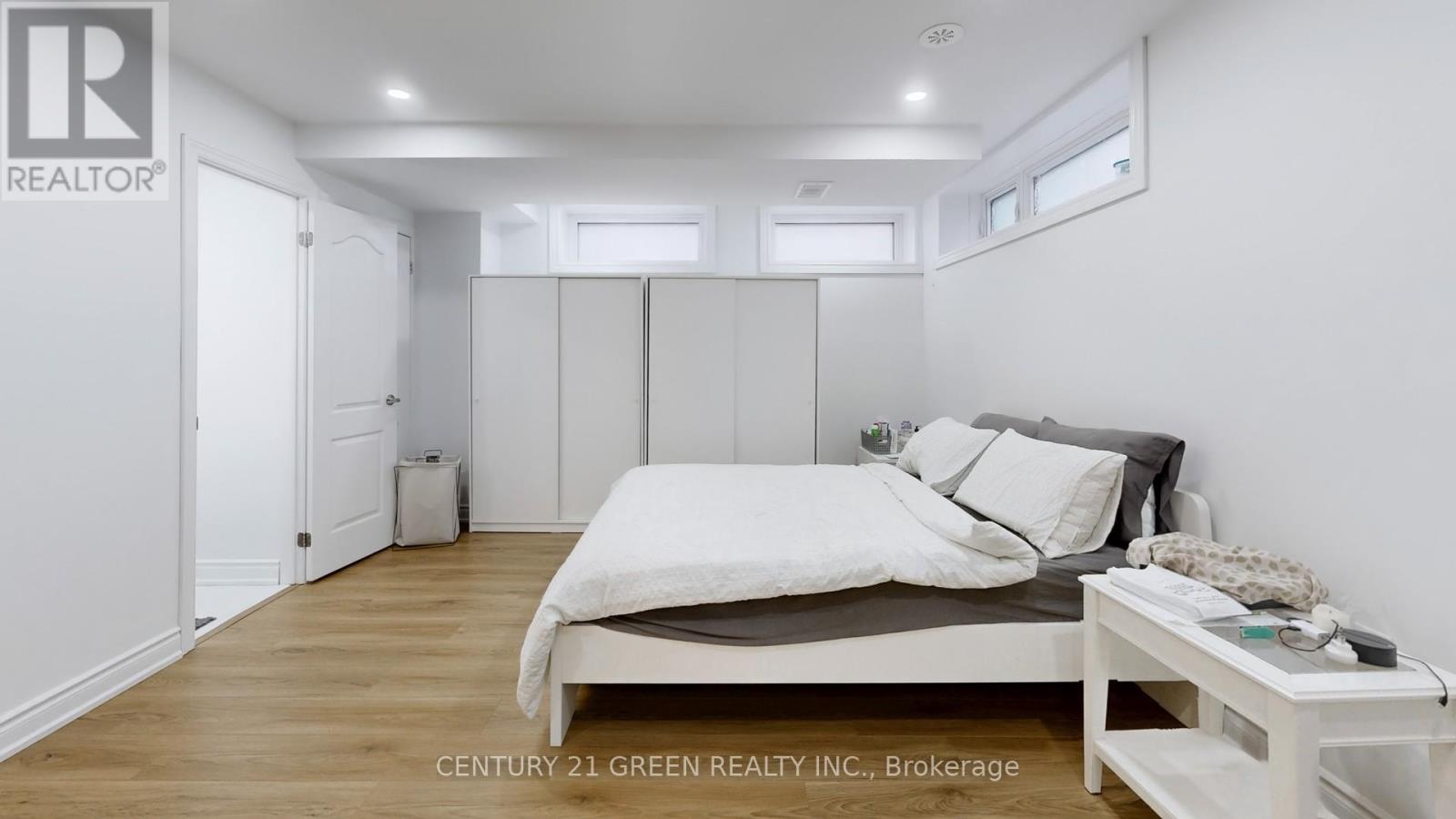 25 - 18 Applewood Lane, Toronto, Ontario  M9C 0C1 - Photo 40 - W12125545