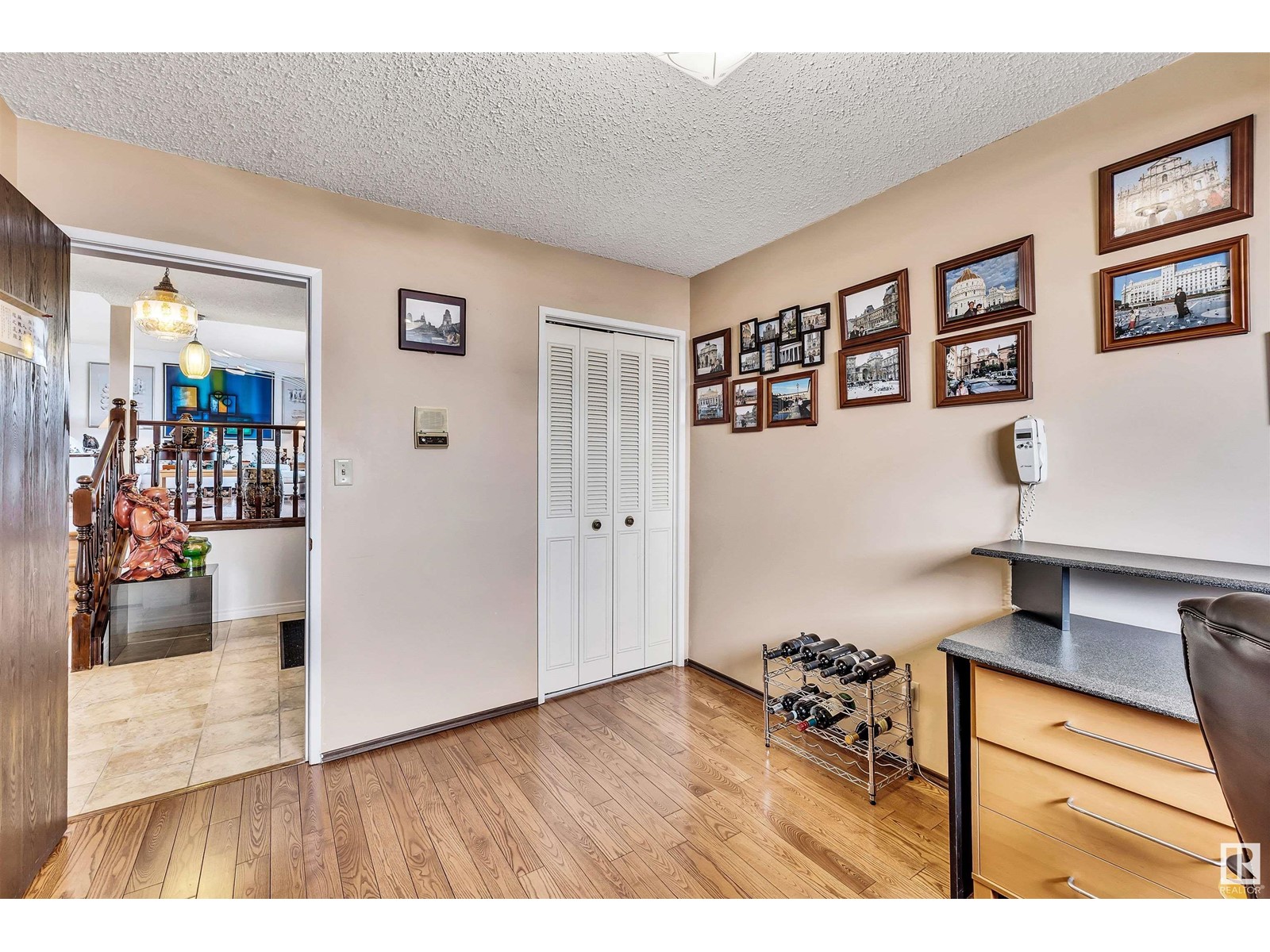 Property at 11119 30 AV NW image 3