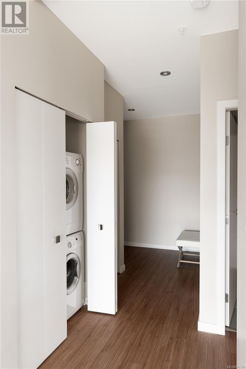 110 785 Tyee Rd, Victoria, British Columbia  V9A 7R5 - Photo 15 - 997319