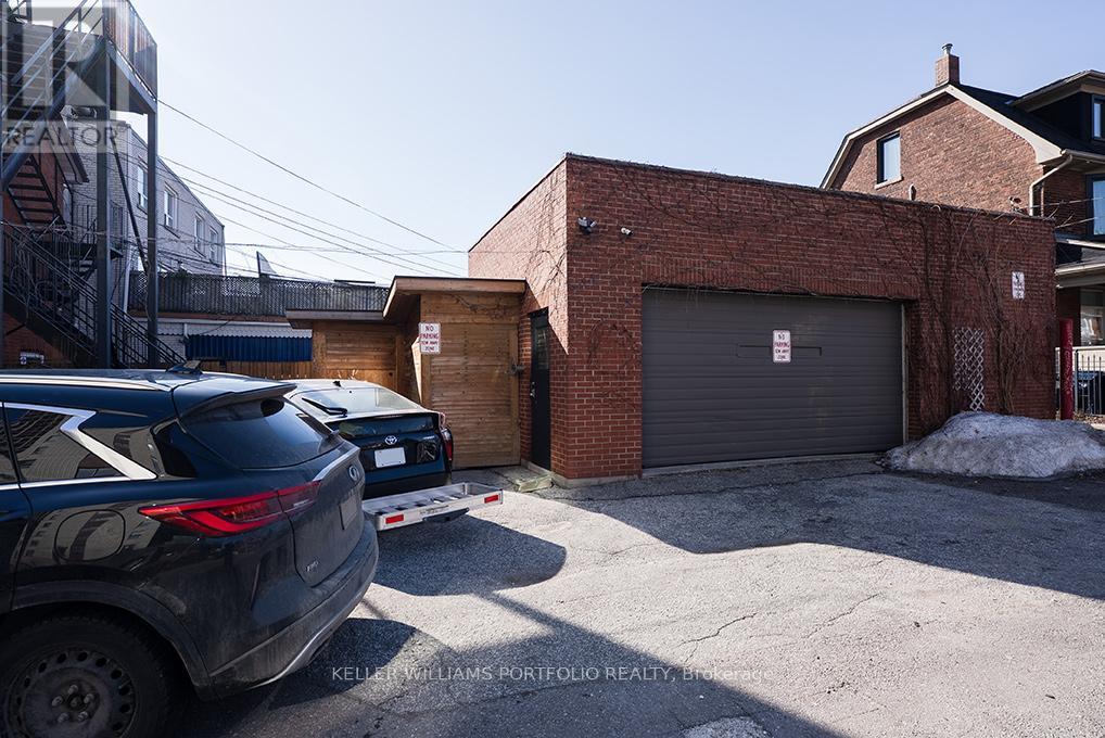 Property at 1156 BLOOR STREET W image 4