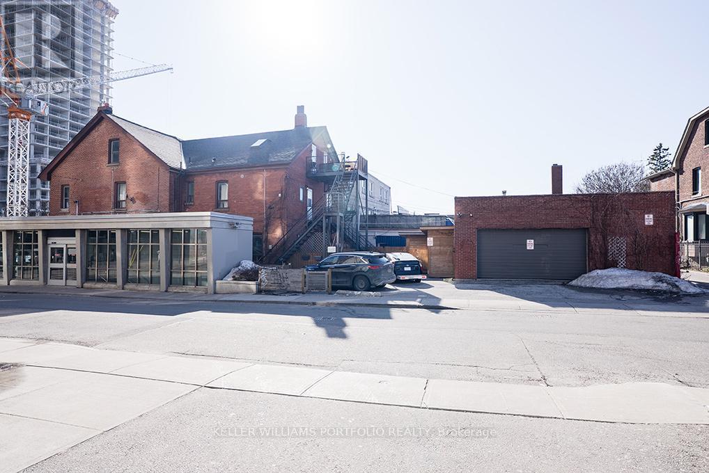 Property at 1156 BLOOR STREET W image 2