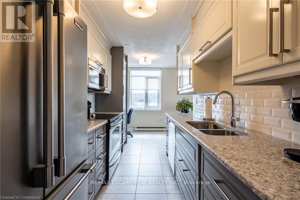 402 - 40 Harrisford Street, Hamilton, Ontario  L8K 6N1 - Photo 13 - X12125526