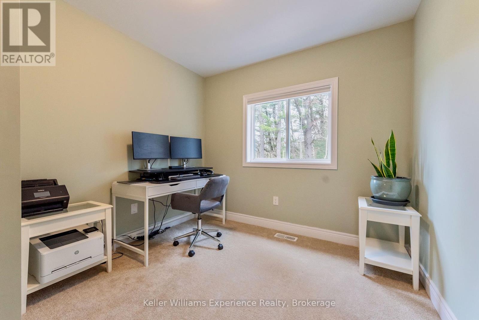 31 Nicole Park Court, Bracebridge, Ontario  P1L 0C8 - Photo 11 - X12125595