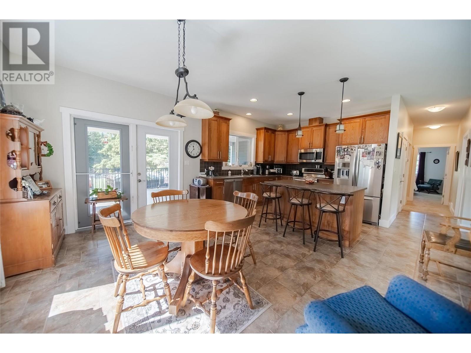 7956 Foothills Drive, Mayook, British Columbia  V1C 7B2 - Photo 20 - 10345807