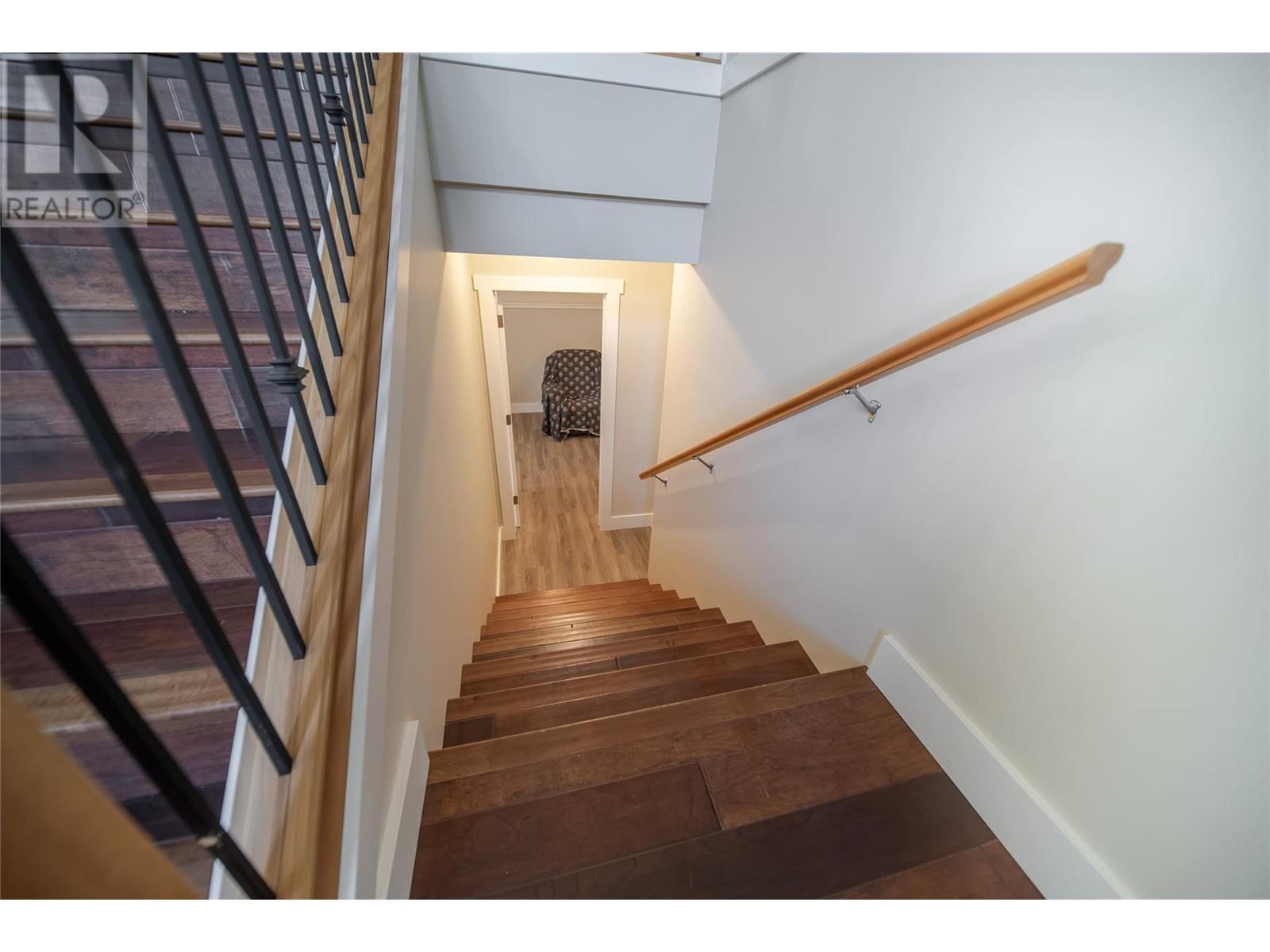 7956 Foothills Drive, Mayook, British Columbia  V1C 7B2 - Photo 30 - 10345807