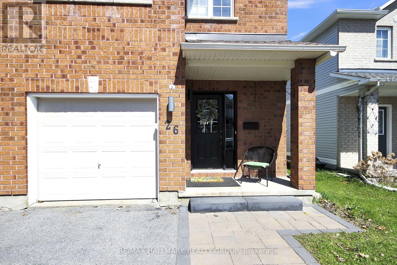 26 Calaveras Avenue, Ottawa, Ontario  K2J 4Z8 - Photo 3 - X12125585