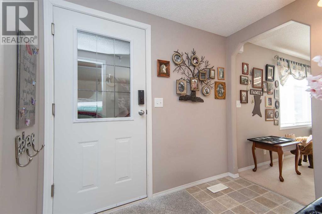 2308 Danielle Drive, Red Deer, Alberta  T4R 2Z8 - Photo 7 - A2202704