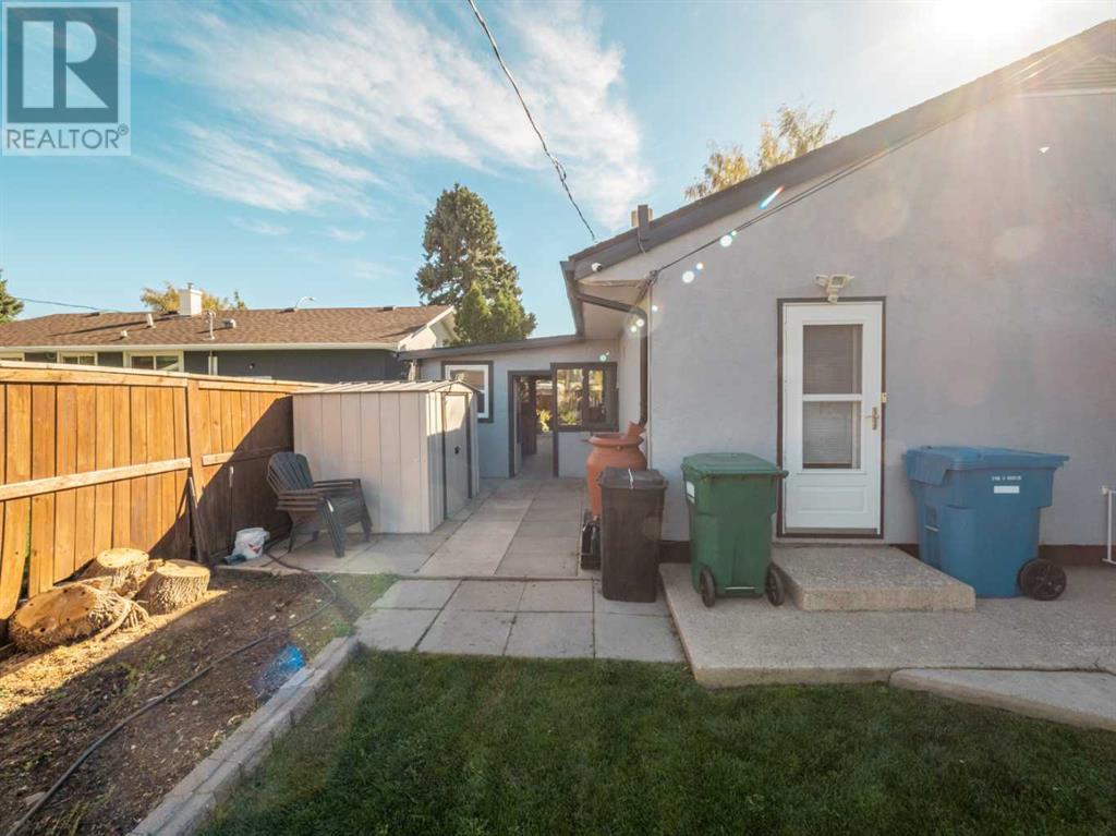 1611 24 Street S, Lethbridge, Alberta  T1K 2M2 - Photo 36 - A2168494