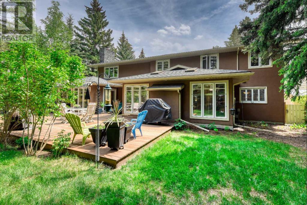 Property at 6948 Livingstone Drive SW image 5