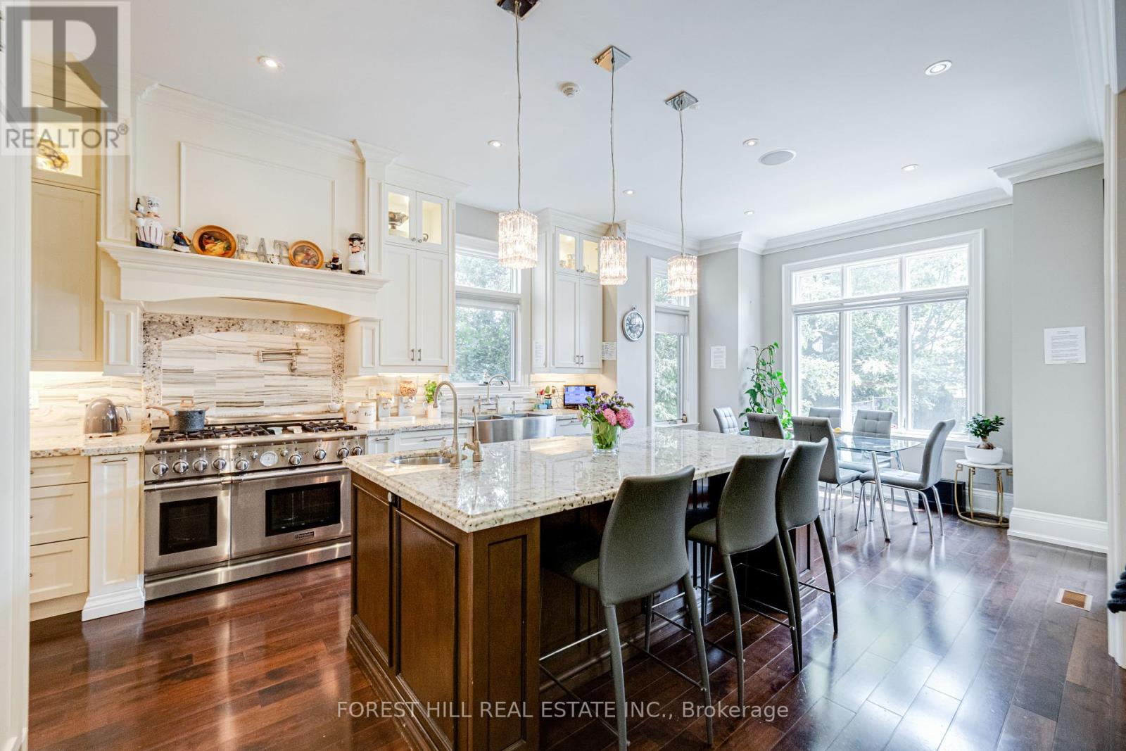 669 Bedford Park Avenue, Toronto, Ontario  M5M 1K4 - Photo 11 - C12125575