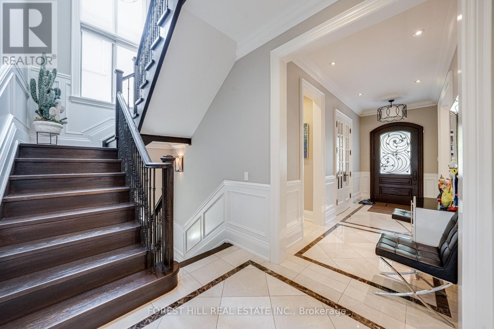 669 Bedford Park Avenue, Toronto (Bedford Park-Nortown), Ontario  M5M 1K4 - Photo 4 - C12125575