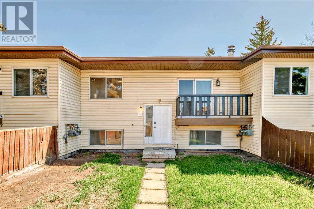 Property at C, 1415 44 Street SE image 2