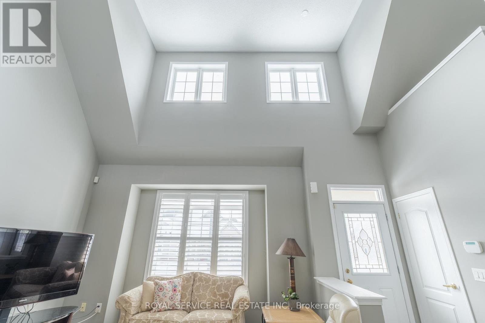 804 Leslie Street, Cobourg, Ontario  K9A 0E2 - Photo 23 - X12082836
