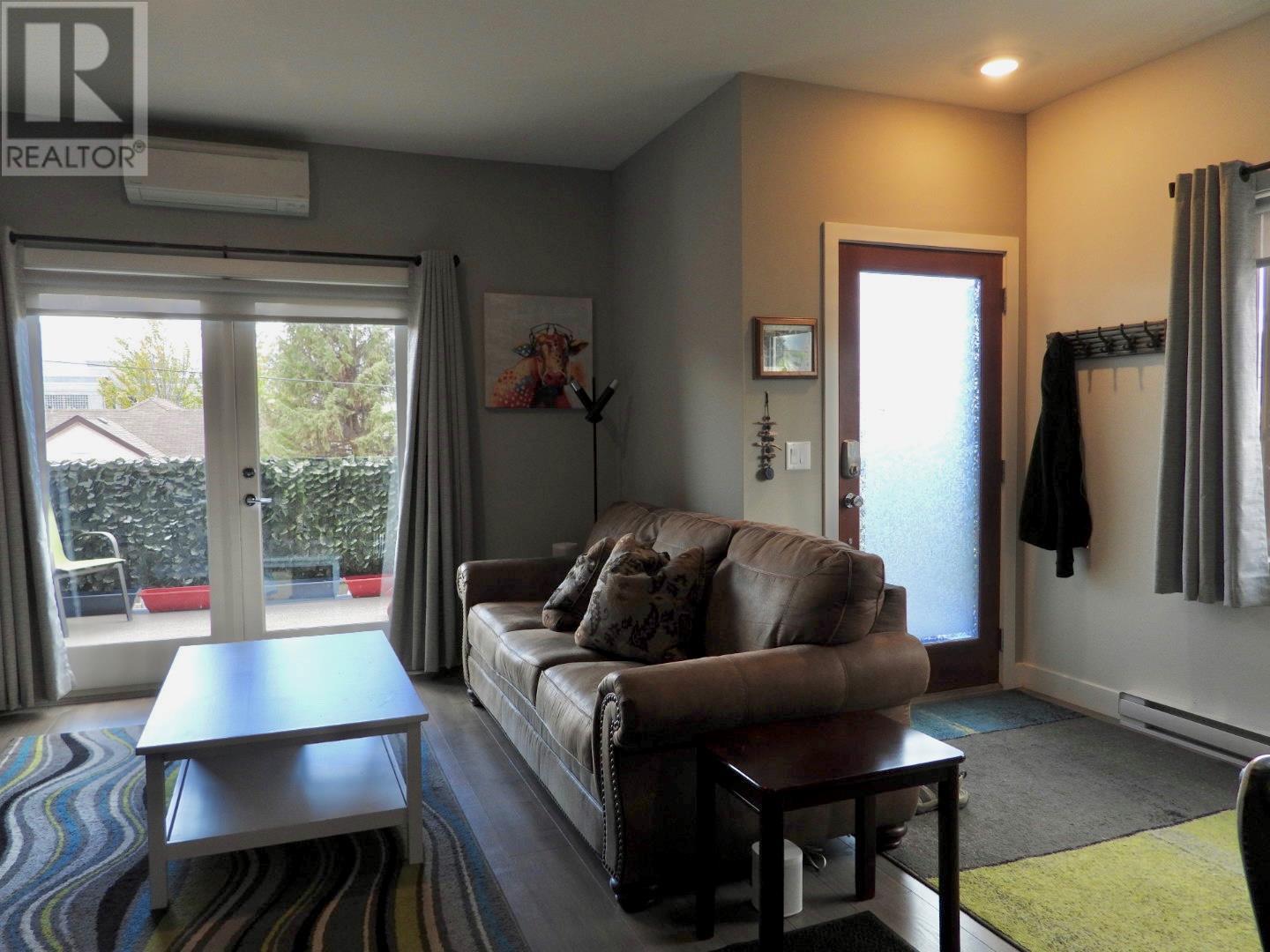564, 576 & 580 Ellis Street, Penticton, British Columbia  V2A 4M3 - Photo 8 - 10346444