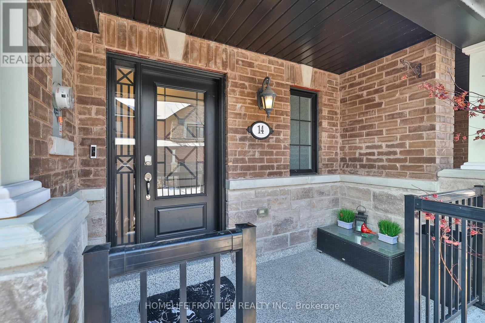 Property at 14 CHARMUSE LANE image 3