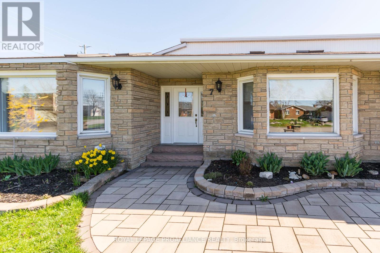 7 Brintnell Boulevard, Brighton, Ontario  K0K 1H0 - Photo 2 - X12125691